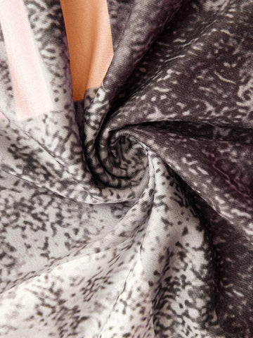 Thekla | Trui met grafische print en ritssluiting