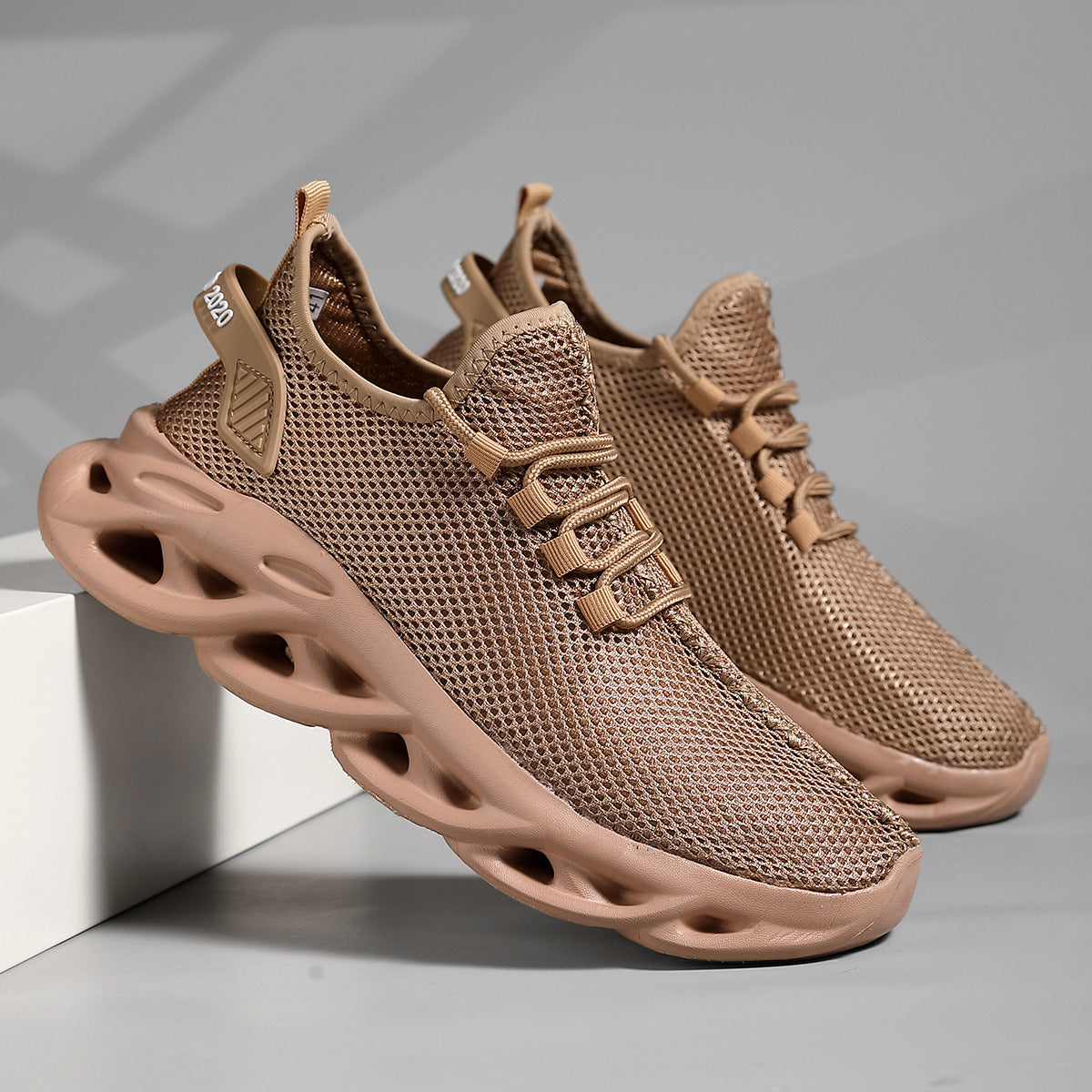 AirTrek™ – Ademend comfort, elke stap opnieuw