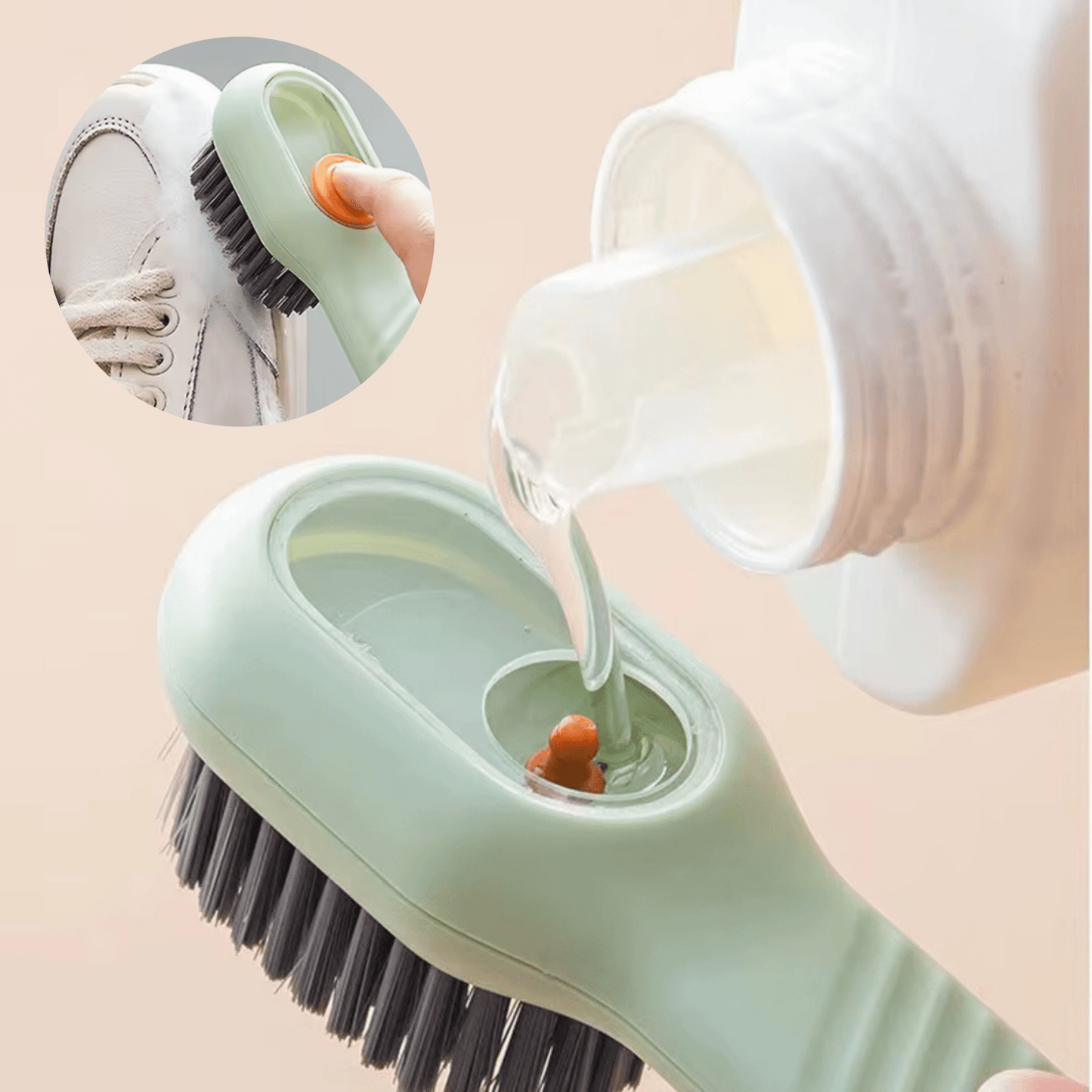 Schoenborstel met zeepdispencer